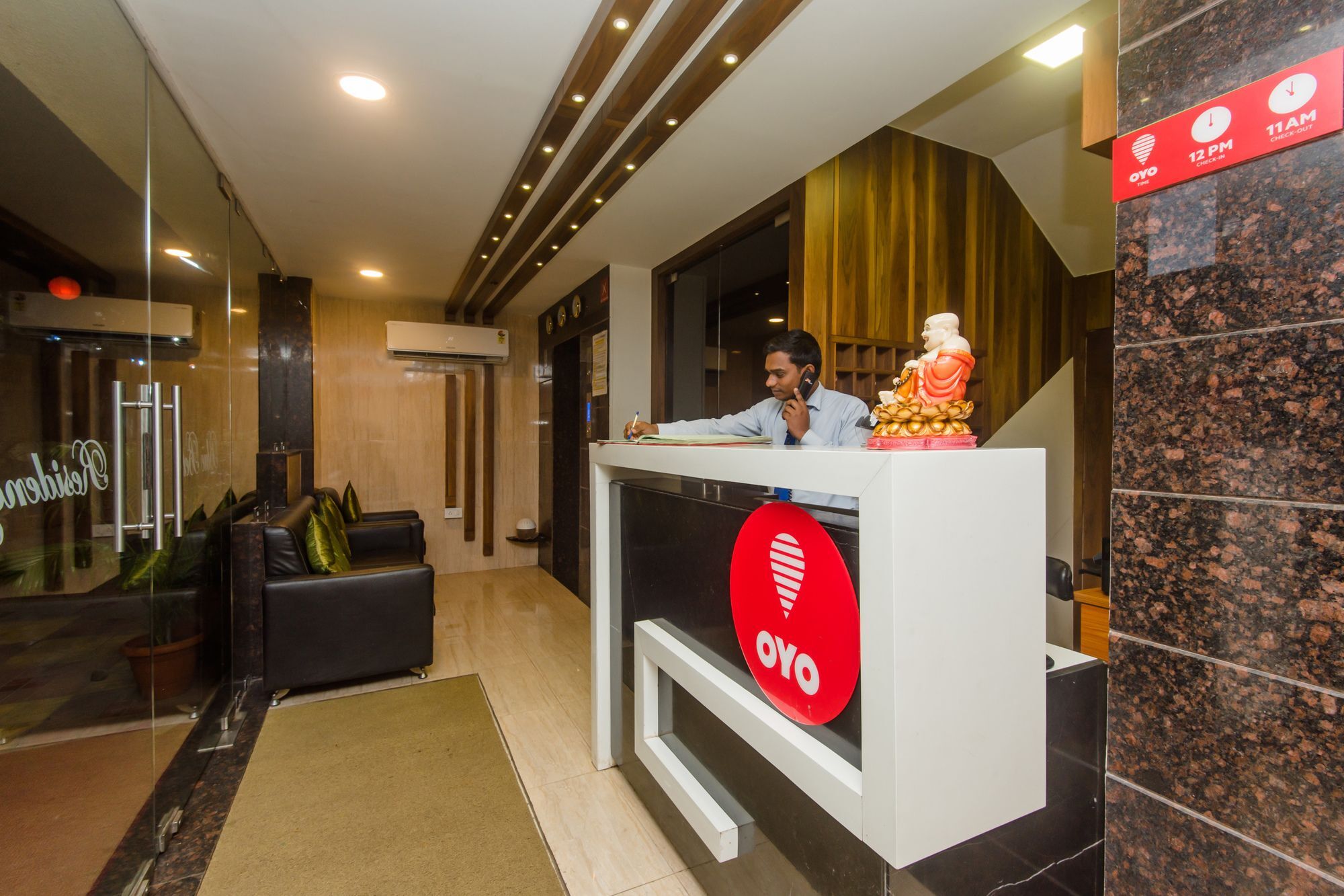 Oyo 11441 Hotel Blue Bells Residency Bombay Esterno foto